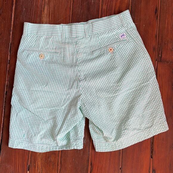 Southern Tide The Skipjack flat front seersucker shorts sz 32 - Picture 7 of 8